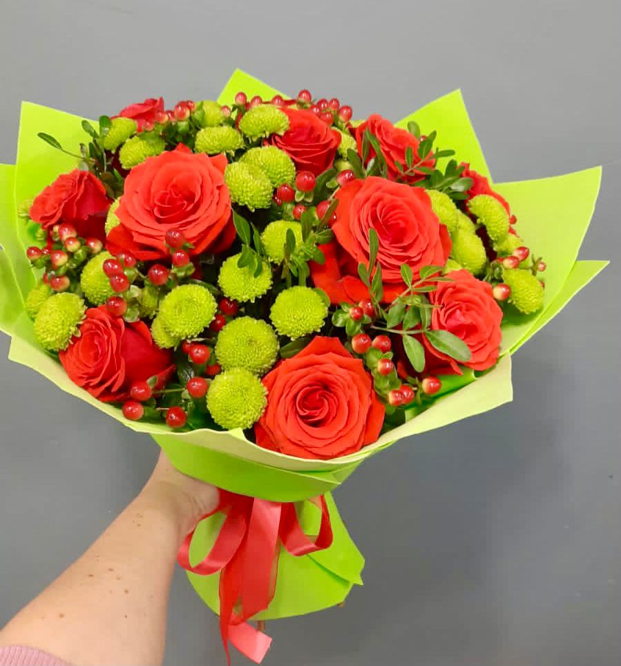 Букет цветов из: Хризантемы и Розы в Широковский