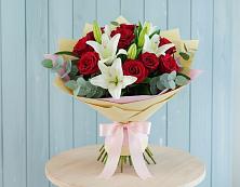 Букет цветов из:  Лилии и Розы в Широковский