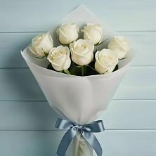 Букет 7 Белых роз Эдлесс Лав в Широковский