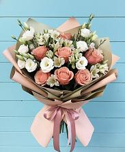 Букет цветов из:  Розы, Альстромерии и Лизиантусы в Широковский