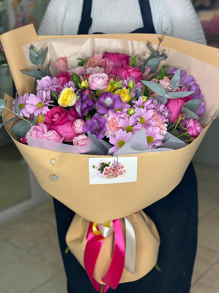 Букет цветов из: Хризантемы, Гвоздики и Альстромерии в Широковский