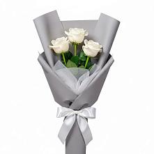 Букет 3 белые розы в Широковский