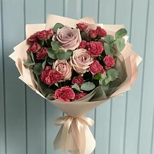 Букет цветов из:  Гвоздики и Розы в Широковский