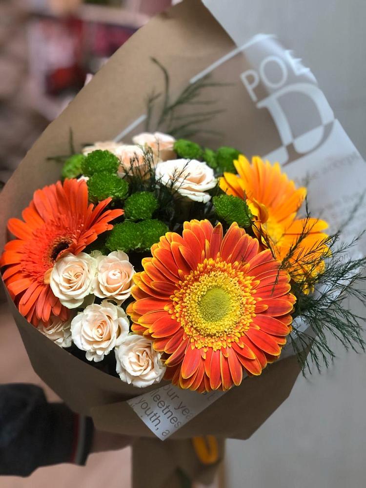 Букет цветов из: Герберы, Хризантемы и Розы в Широковский