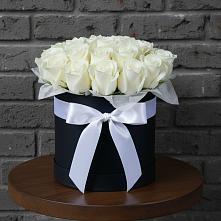 Цветочная композиция из Розы в шляпной коробке в Широковский